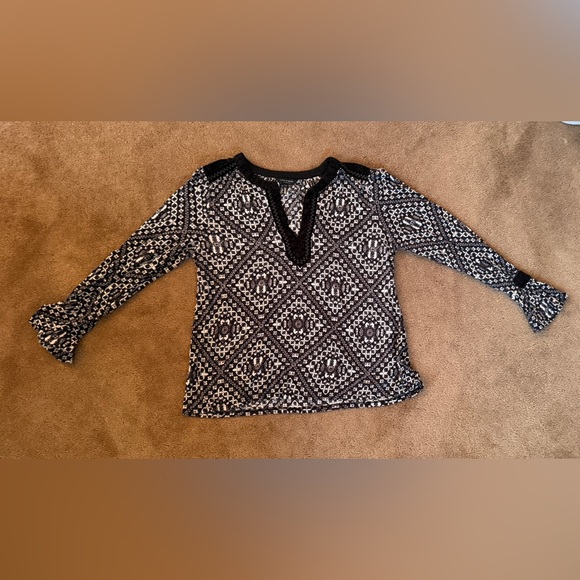 Lucky Brand Black & White Printed Split-Neck Tunic - Picture 2 of 5